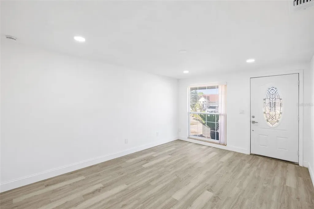 8309 Dasa Place Tampa FL 33615