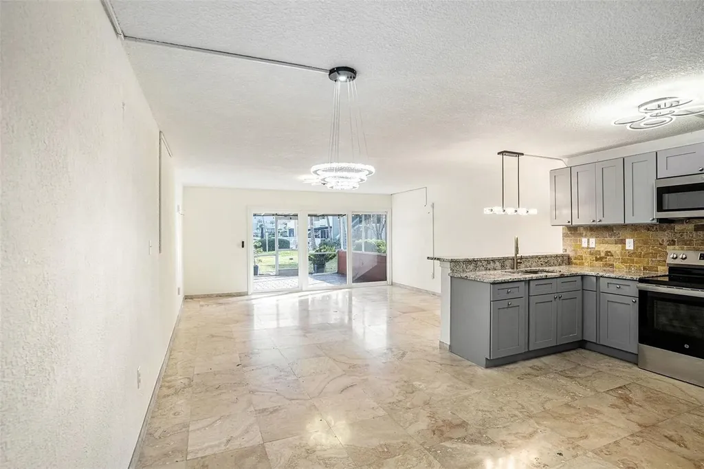 2424 W Tampa Bay Boulevard Tampa FL 33607