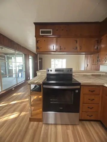 2103 Vine Street Leesburg FL 34748