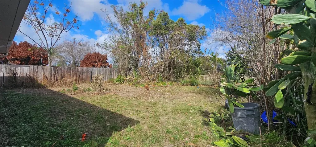 10927 Leader Lane Orlando FL 32825
