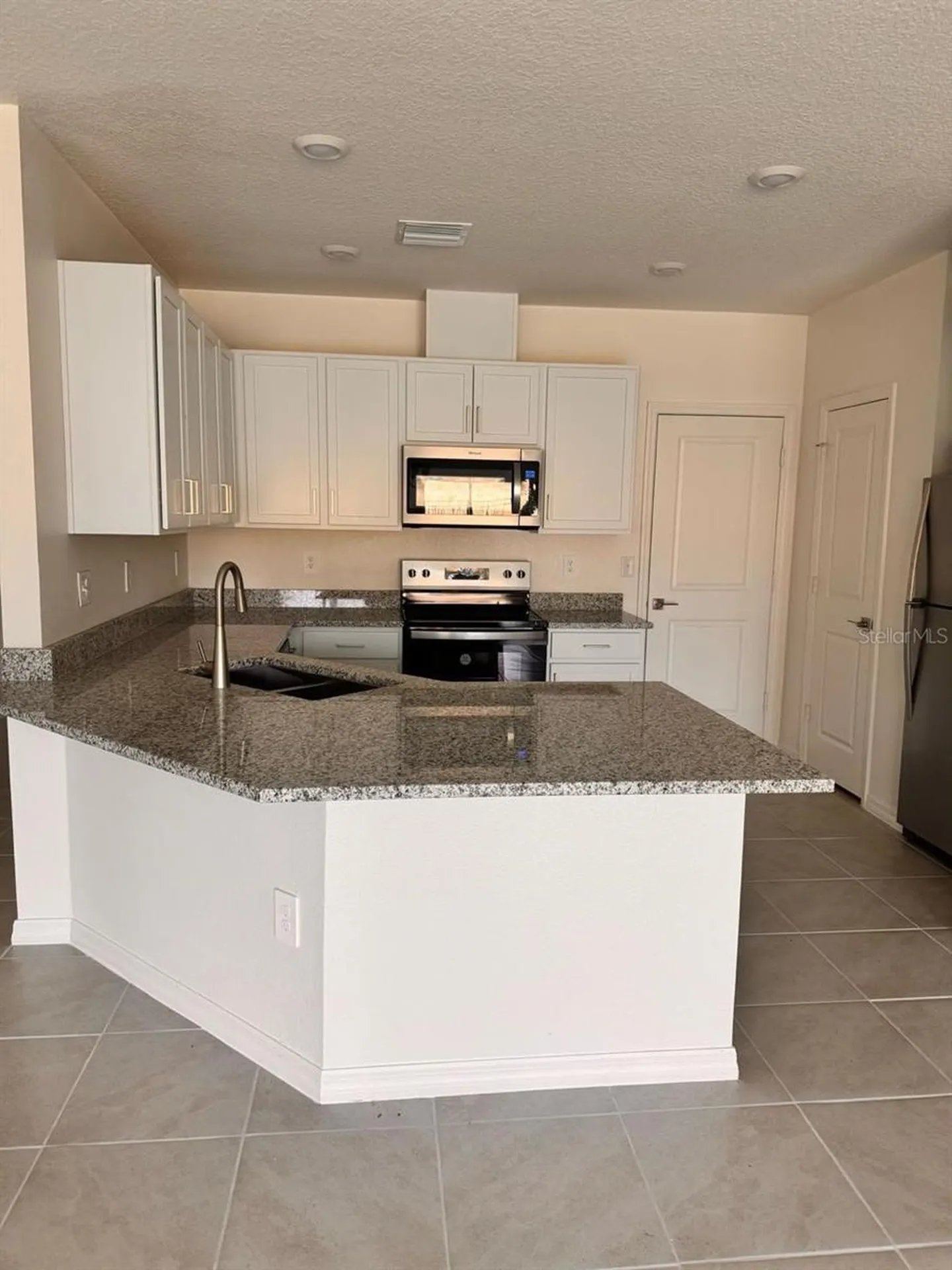 9282 Westside Hills Drive Davenport FL 33896
