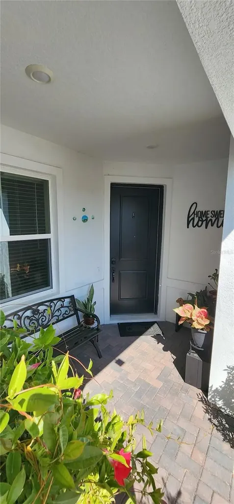 1823 Spring Shower Circle Kissimmee FL 34744