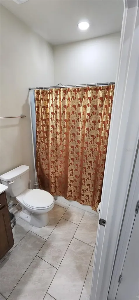 1823 Spring Shower Circle Kissimmee FL 34744