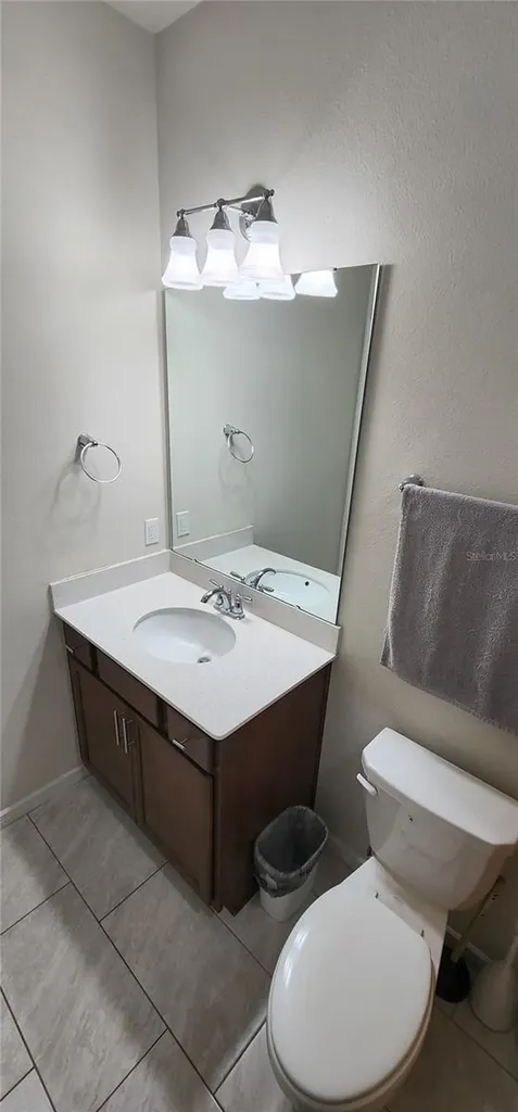 1823 Spring Shower Circle Kissimmee FL 34744