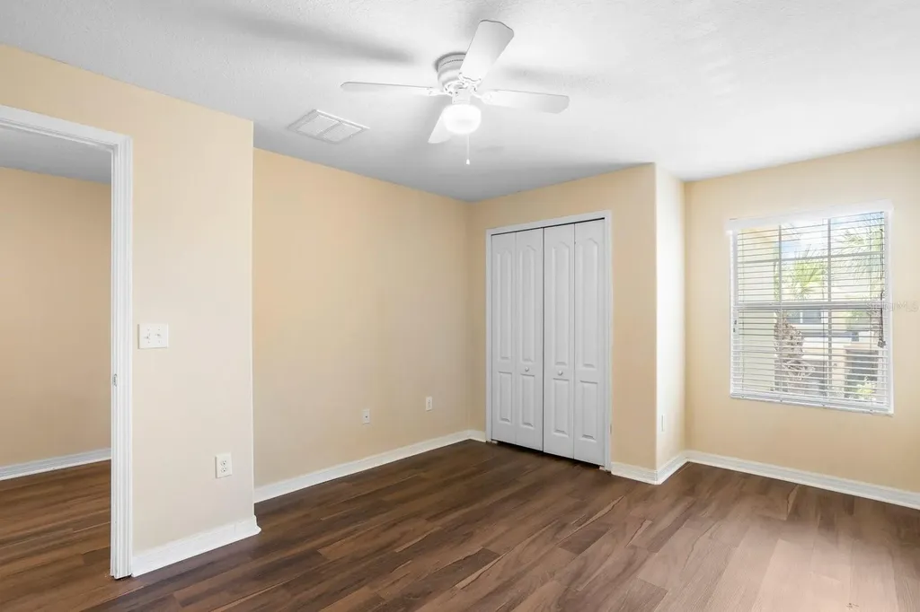 2044 Hawks View Drive Ruskin FL 33570