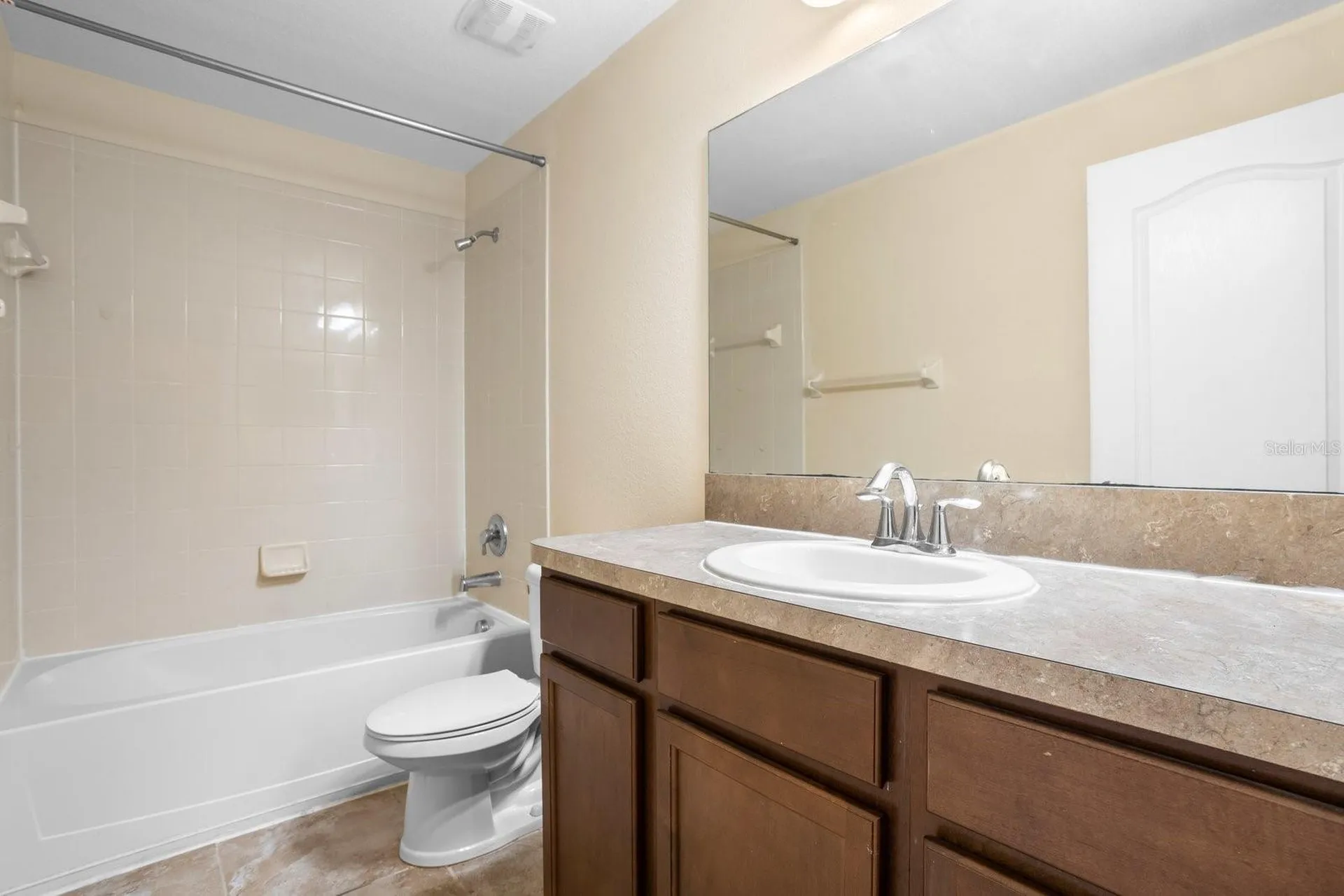 2044 Hawks View Drive Ruskin FL 33570