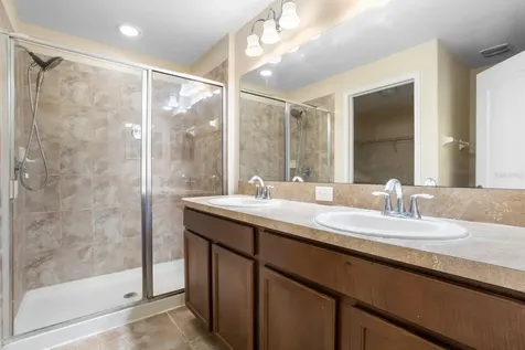 2044 Hawks View Drive Ruskin FL 33570