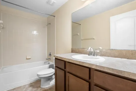 2044 Hawks View Drive Ruskin FL 33570