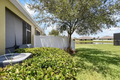 2044 Hawks View Drive Ruskin FL 33570