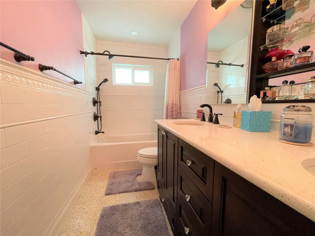 17045 Dolphin Drive North Redington Beach FL 33708