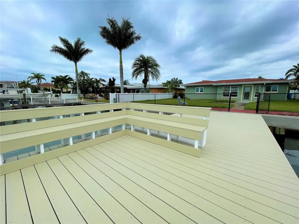 17045 Dolphin Drive North Redington Beach FL 33708