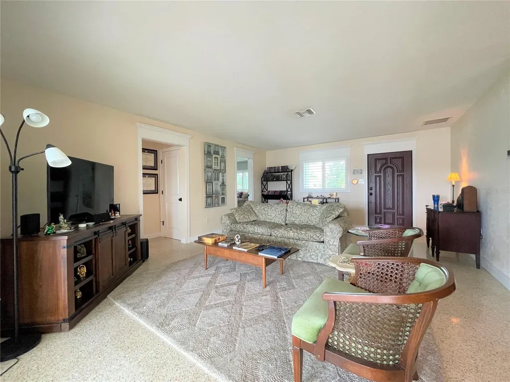 17045 Dolphin Drive North Redington Beach FL 33708