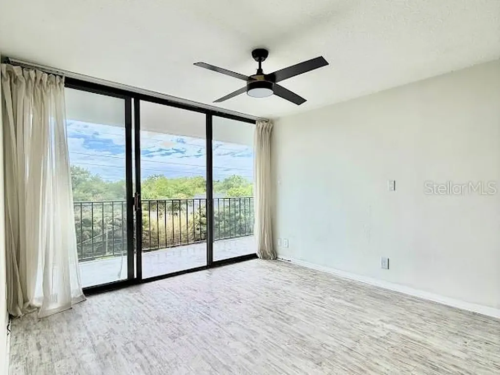 3211 W Swann Avenue Tampa FL 33609