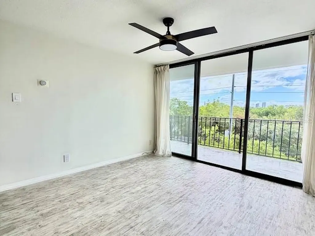 3211 W Swann Avenue Tampa FL 33609