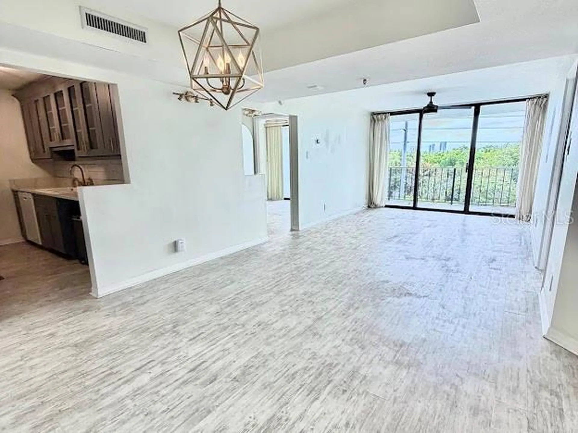 3211 W Swann Avenue Tampa FL 33609