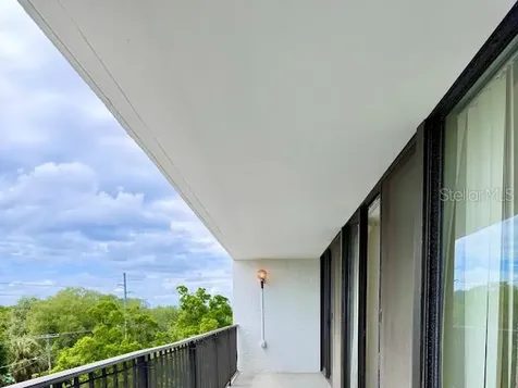 3211 W Swann Avenue Tampa FL 33609