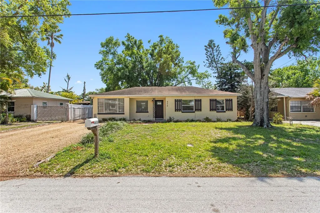 4618 W Bay Villa Avenue Tampa FL 33611