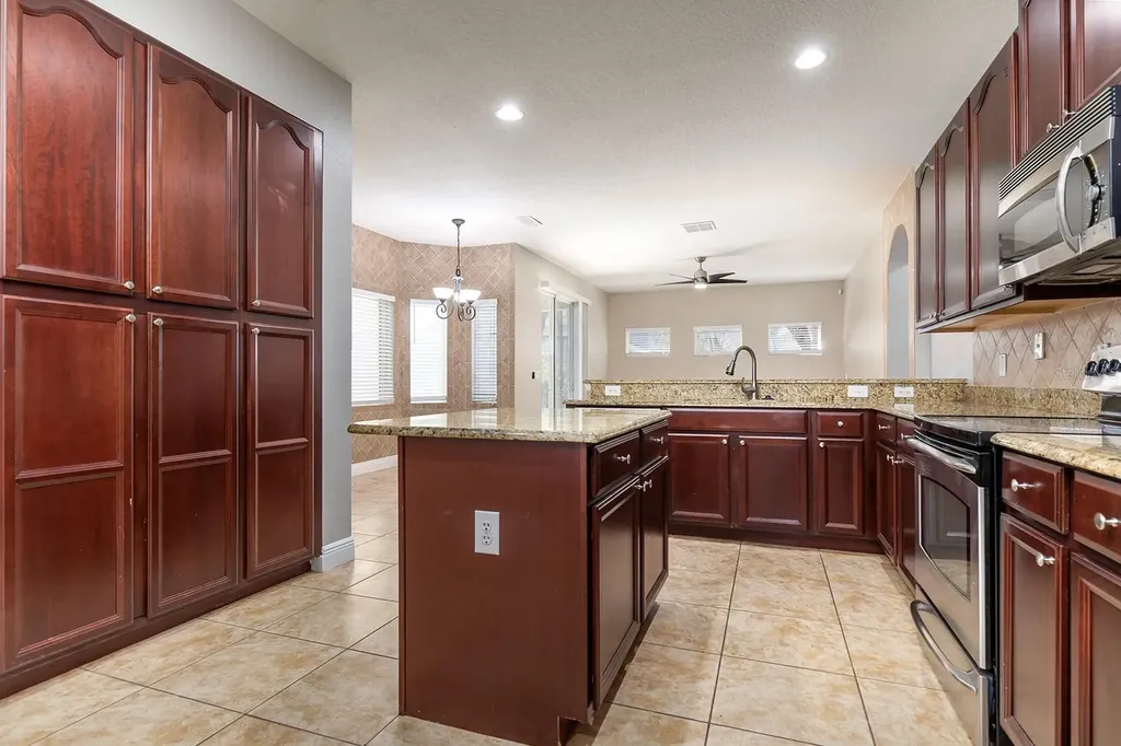 2585 Turtlehead Cove Oviedo FL 32766