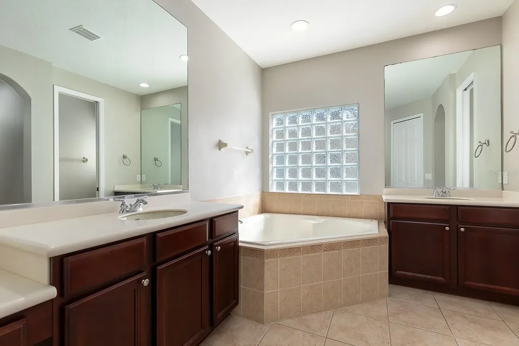 2585 Turtlehead Cove Oviedo FL 32766