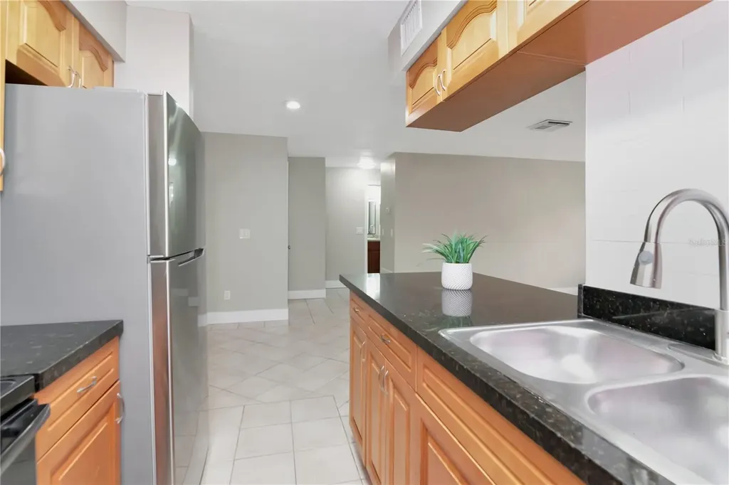 228 Berry Tree Place Brandon FL 33510