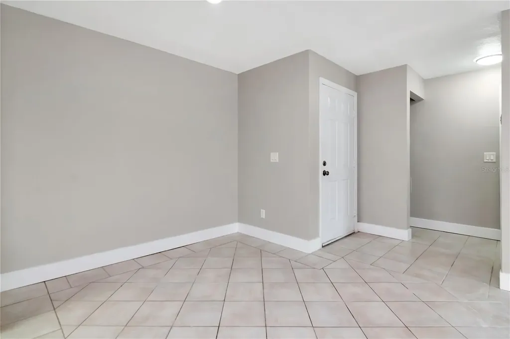 228 Berry Tree Place Brandon FL 33510