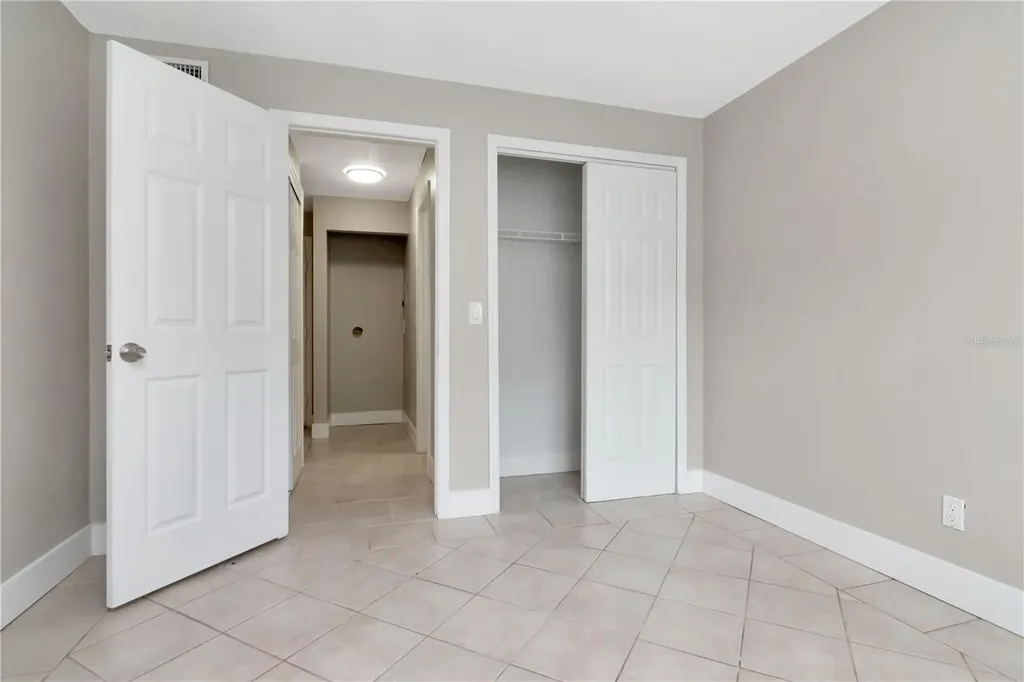 228 Berry Tree Place Brandon FL 33510