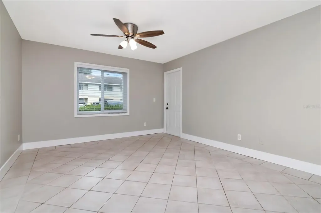 228 Berry Tree Place Brandon FL 33510