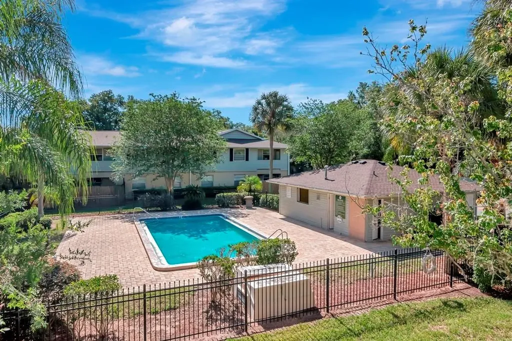 228 Berry Tree Place Brandon FL 33510