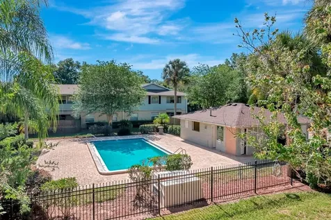 228 Berry Tree Place Brandon FL 33510