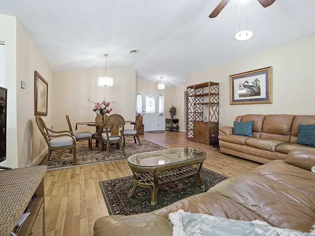 32914 Crooked Oaks Lane Leesburg FL 34748