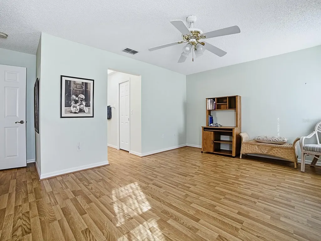 32914 Crooked Oaks Lane Leesburg FL 34748