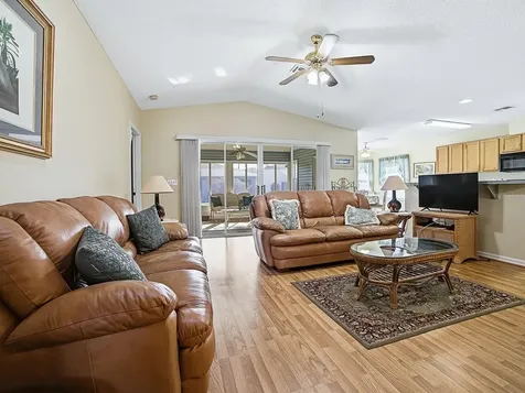 32914 Crooked Oaks Lane Leesburg FL 34748