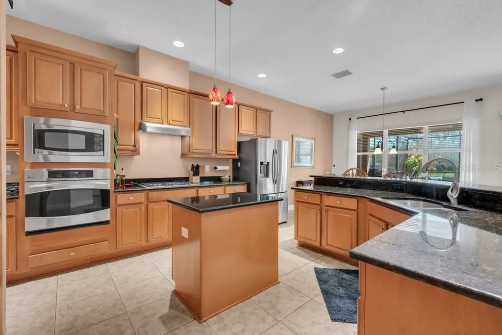 5920 Fishhawk Crossing Boulevard Lithia FL 33547