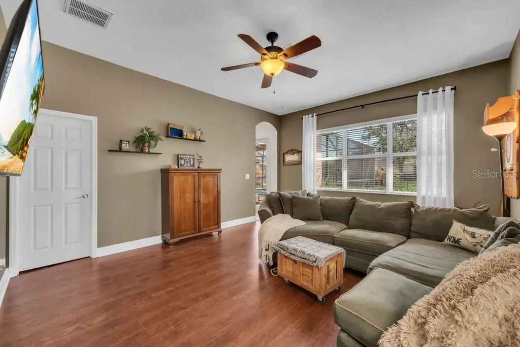 5920 Fishhawk Crossing Boulevard Lithia FL 33547