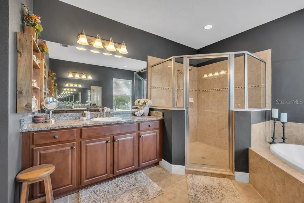 5920 Fishhawk Crossing Boulevard Lithia FL 33547