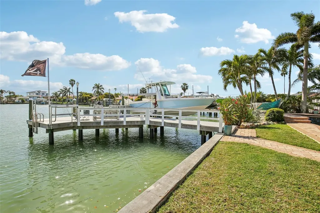 565 Crystal Drive Madeira Beach FL 33708