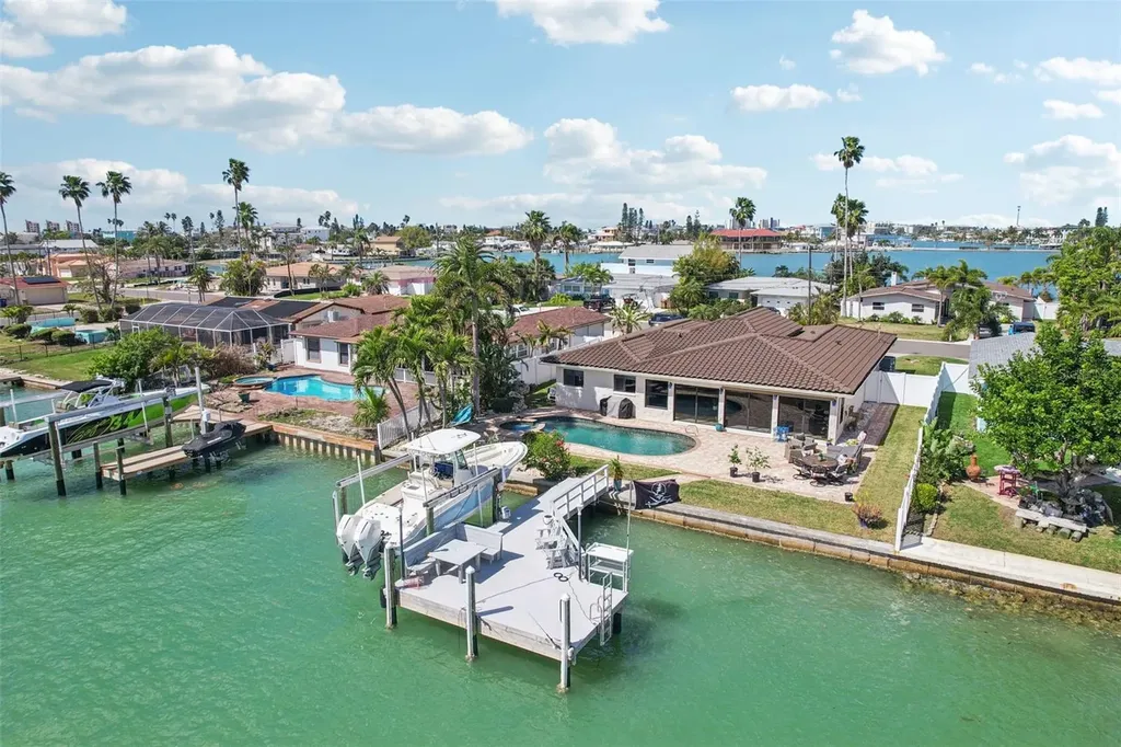 565 Crystal Drive Madeira Beach FL 33708