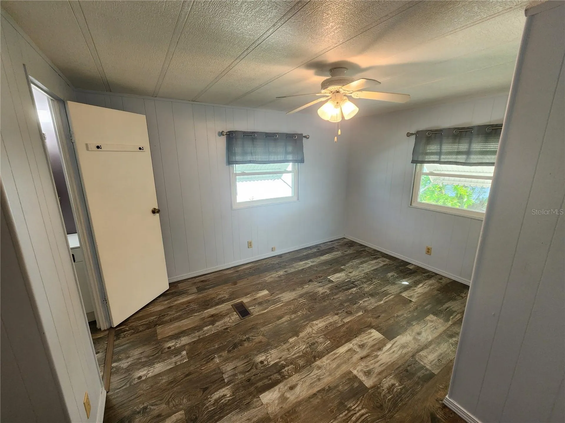 808 53rd Avenue E Bradenton FL 34203