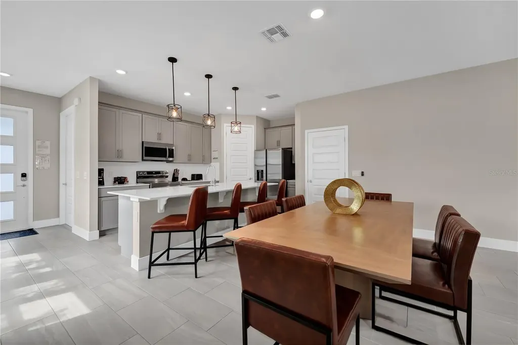 7833 Spectrum Drive Kissimmee FL 34747
