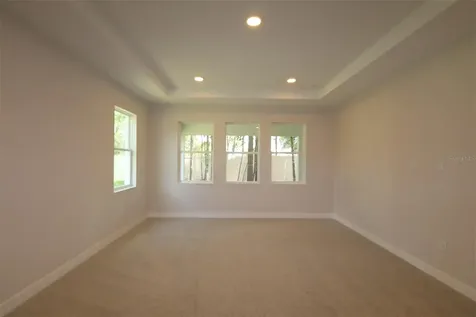 2501 Hawks Overlook Oviedo FL 32765