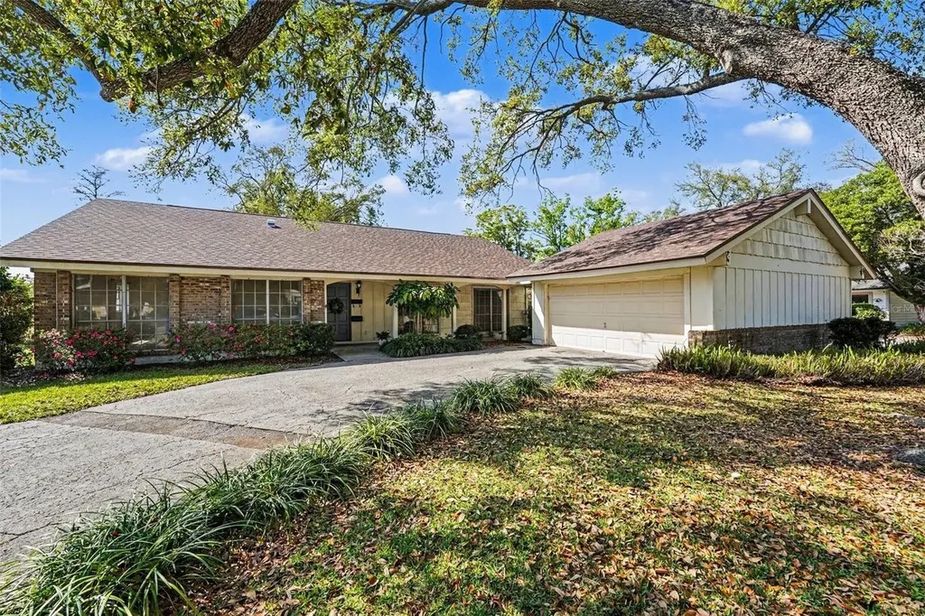 10414 Reclinata Lane Tampa FL 33618