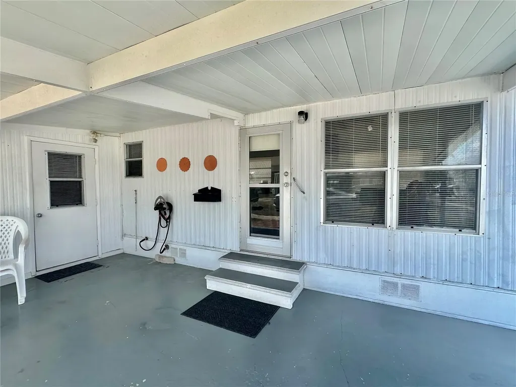 1501 25th Avenue Drive W Bradenton FL 34205