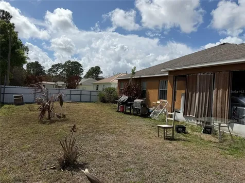 549 White Plains Avenue SW Palm Bay FL 32908