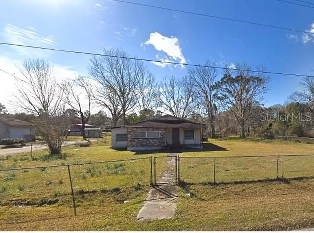 1570 NE 216th Street Lawtey FL 32058