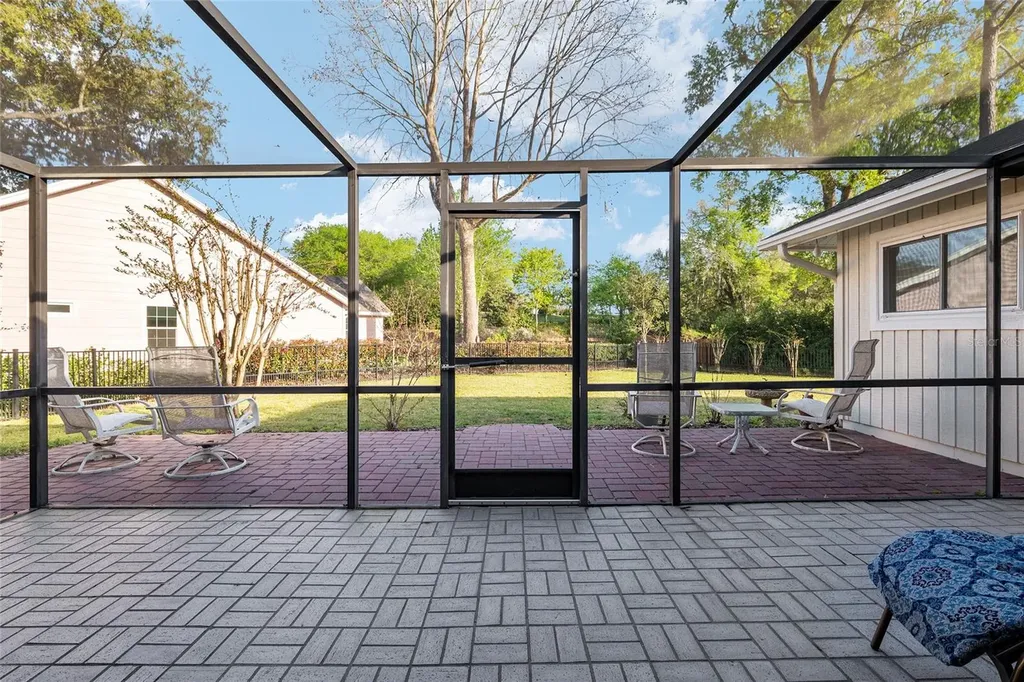 9425 SW 21st Avenue Gainesville FL 32607