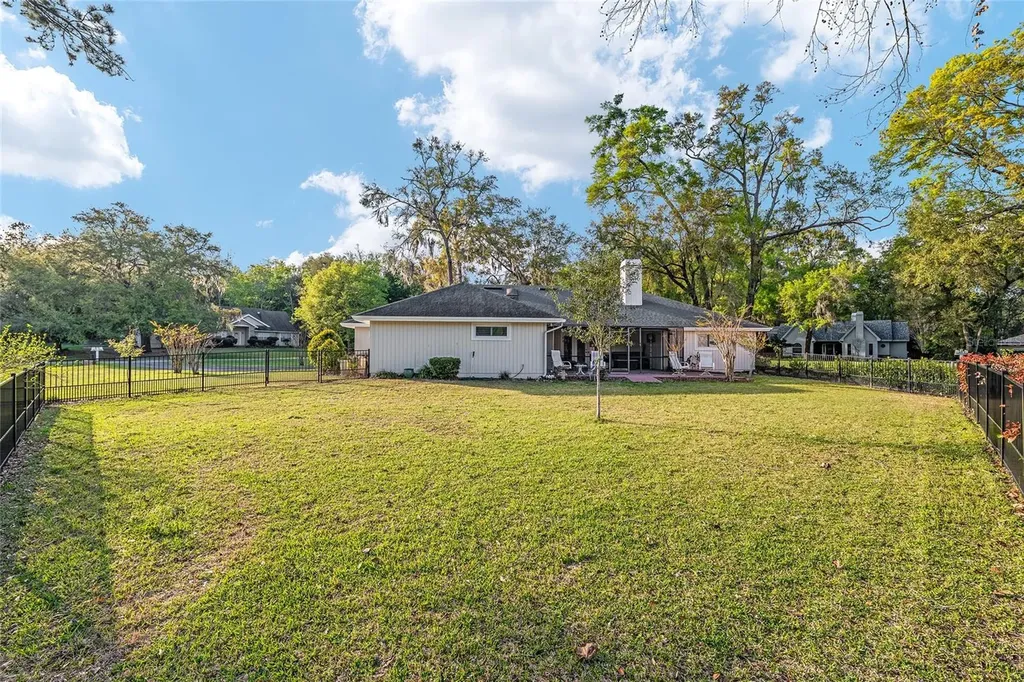 9425 SW 21st Avenue Gainesville FL 32607
