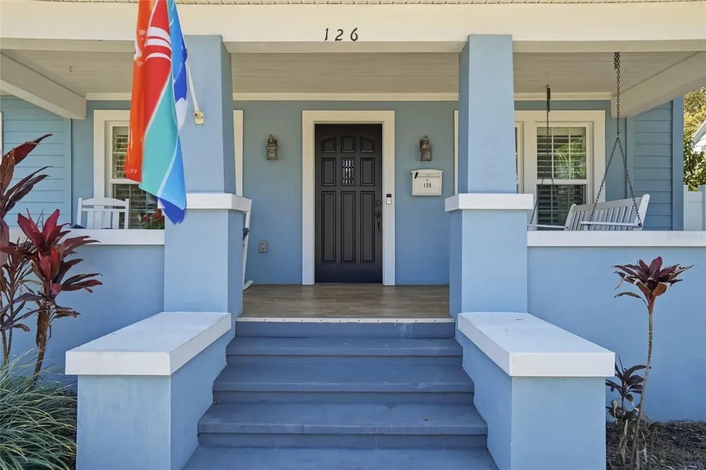 126 22nd Avenue NE St Petersburg FL 33704