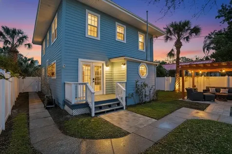 126 22nd Avenue NE St Petersburg FL 33704