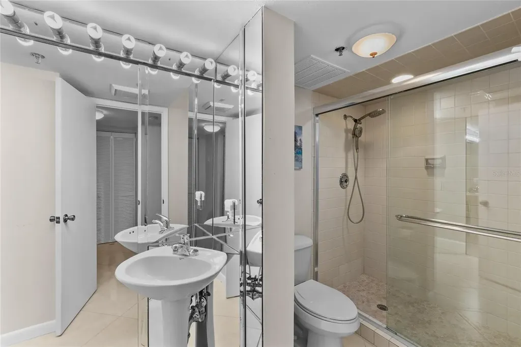 1660 Gulf Boulevard Clearwater FL 33767
