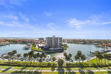 1660 Gulf Boulevard Clearwater FL 33767
